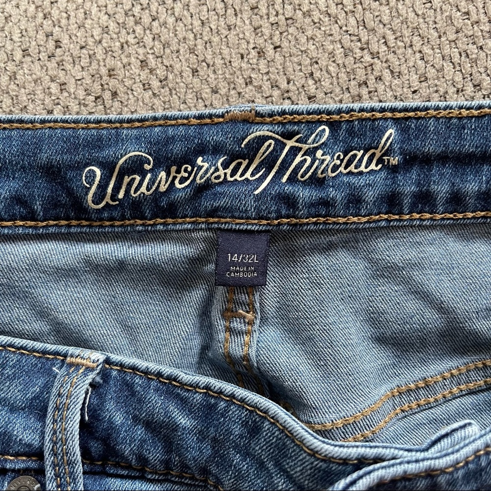 Universal Thread jeans - Picture 8 of 8